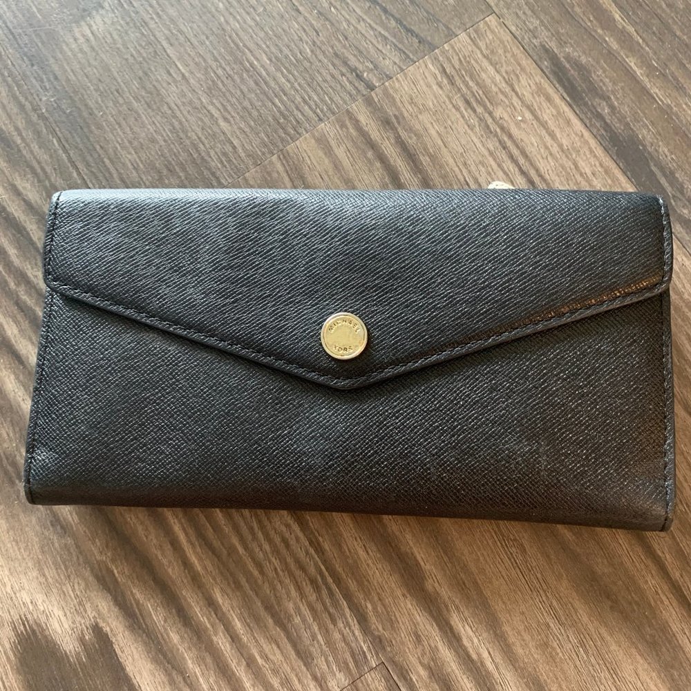 Michael Kors Tri-Fold Leather Wallet